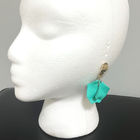 Floristic earrings - Picture 2 of 3